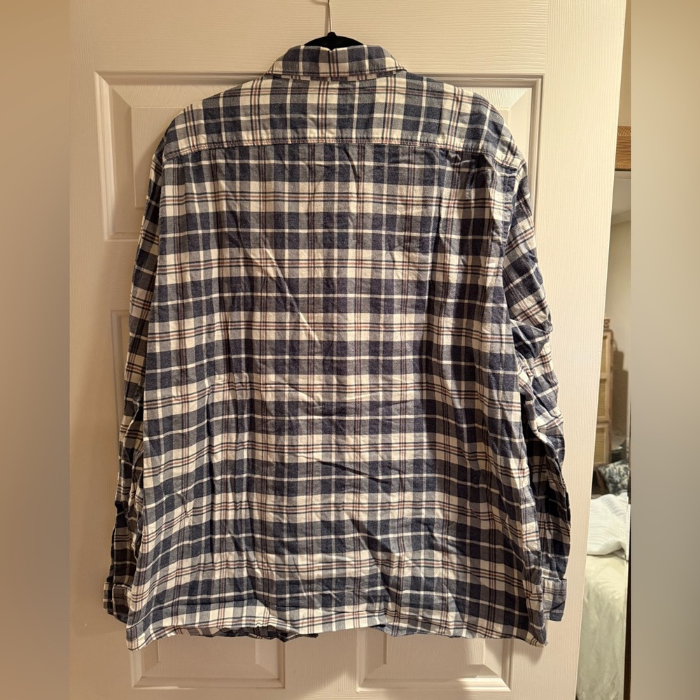 Faherty Stretch Lightweight Flannel - image 3